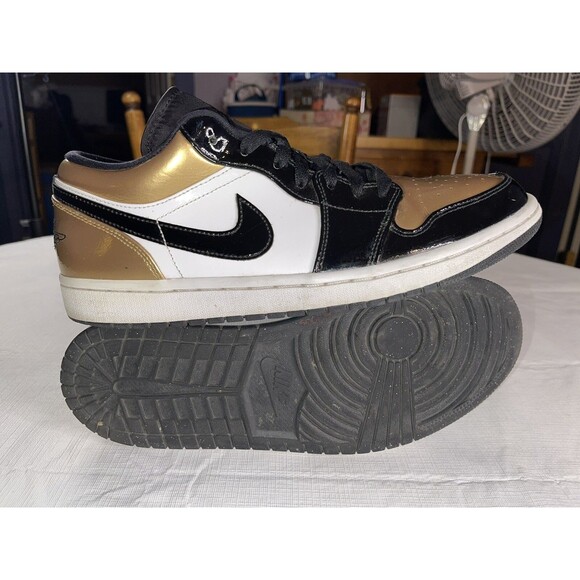 Air Jordan 1 Low Gold Toe Size 10.5 CQ9447-700 Metallic Gold/White/Black main image 11